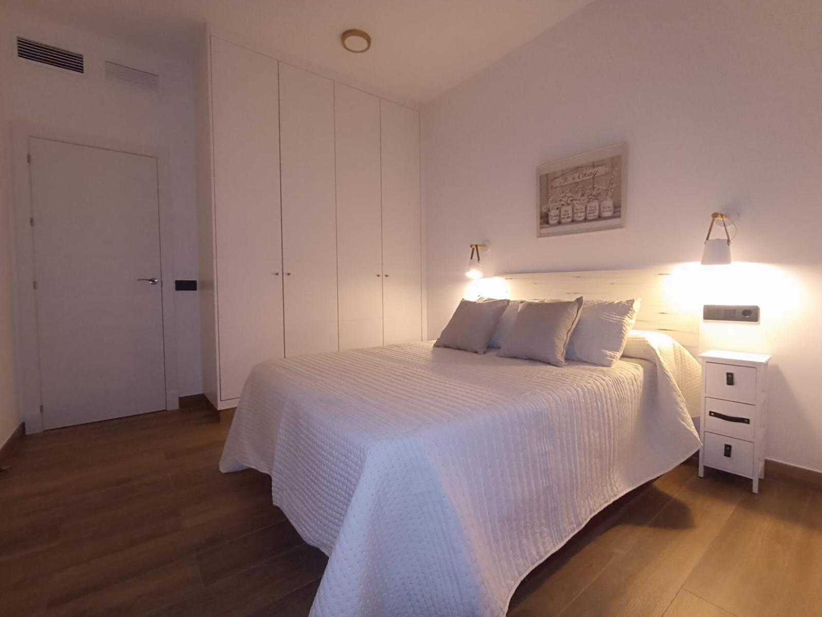 Apartamento Nuevo Centrico Con Aparcamiento Privado Incluido Alcalá de Guadaira Εξωτερικό φωτογραφία